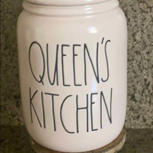 Ray Dunn canister with Lid